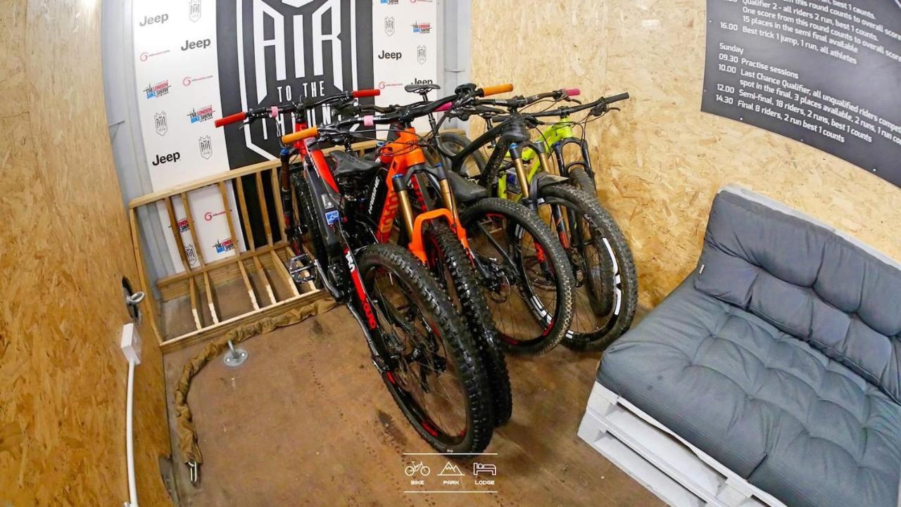 Bike Park Lodge #2 ميرثير تيدفيل المظهر الخارجي الصورة